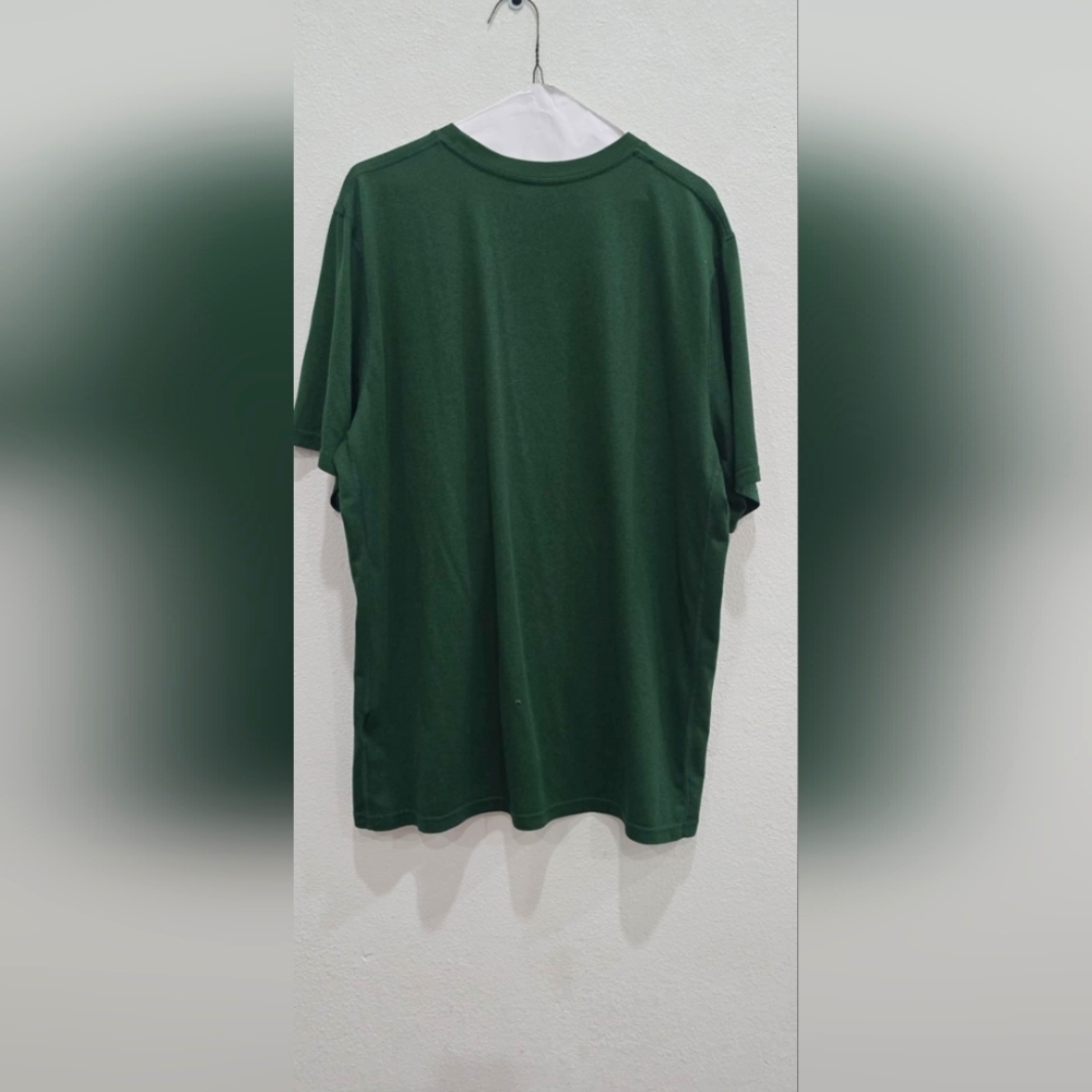 Like new 3 Nike tee shirts